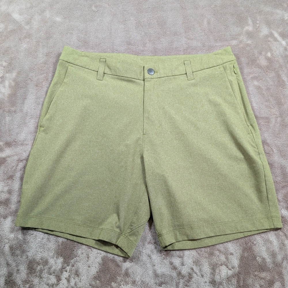 Lululemon Commission Shorts Mens 33 Sage Green Textured Grid 7 Inch Inseam